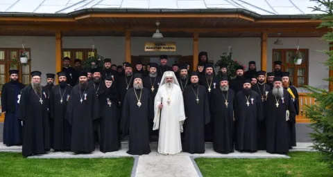 Sinaxă monahală în Arhiepiscopia Bucureștilor. Patriarhul Daniel: Toate mănăstirile sunt angajate în multe lucrări duhovniceşti, culturale, misionare şi social filantropice
