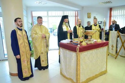 PS Ieronim Sinaitul a sfințit pictura capelei din cadrul Centrului de Îngrijiri Paliative „Sfântul Nectarie”