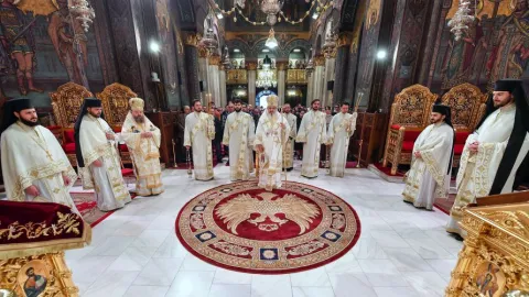 Patriarhul României: Sfinții îngeri reflectă slava lui Dumnezeu și o vestesc oamenilor