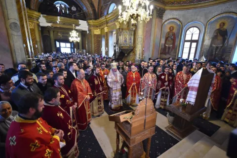 PS Varlaam Ploieşteanul către studenţii teologi bucureşteni: Să acumulaţi tot ce este de folos luminării minţilor voastre să puteţi mărturisi cu tărie justeţea credinţei noastre