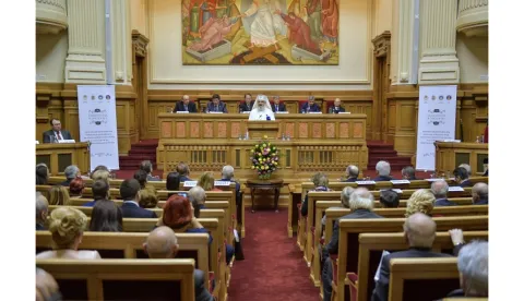 Aniversare solemnă a două Constituţii ale României