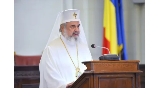 BIRUINŢĂ PRIN JERTFĂ. DEMNITATE PRIN UNIRE. Slujitori ai Bisericii pe front şi la Unirea din 1918