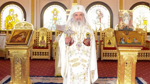 Patriarhul României: Credința profeților și viața sfântă a drepților erau pregătirea cea mai profundă a oamenilor pentru venirea Mântuitorului Hristos