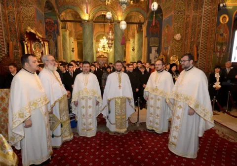 Seminarul Teologic din Capitală și-a sărbătorit hramul. Profesorii și elevii au adus cinstire Sf. Grigorie Teologul