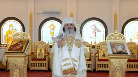 Patriarhul Daniel: Numai Dumnezeu poate să-l ajute pe om când se află în situaţii grave