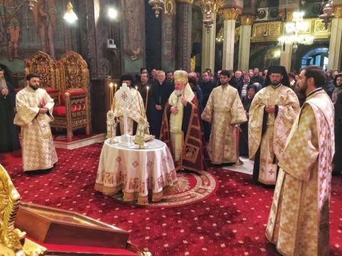 Patriarhia Română | Slujbă de mulţumire adusă lui Dumnezeu în deschiderea lucrărilor ANB