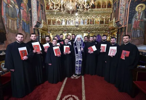 Hirotesii de duhovnici | Patriarhul Daniel: Spovedania este medicină duhovnicească