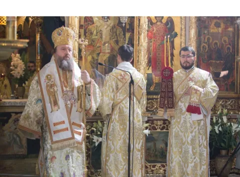 Hirotonii | Prin punerea mâinilor şi prin rugăciuni, PS Timotei a împărtăşit harul dumnezeiesc persoanelor alese