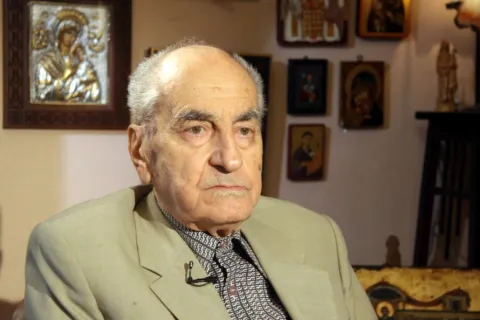 Mesaj de felicitare adresat Domnului Mircea Ionescu-Quintus. A împlinit vârsta de 100 ani