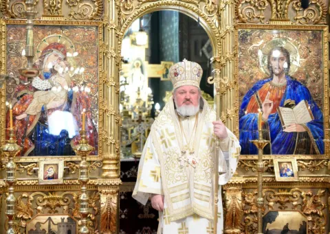 „Sfânta Cruce reprezintă pomul vieţii sădit de Dumnezeu în mijlocul Raiului”, spune PS Varlaam