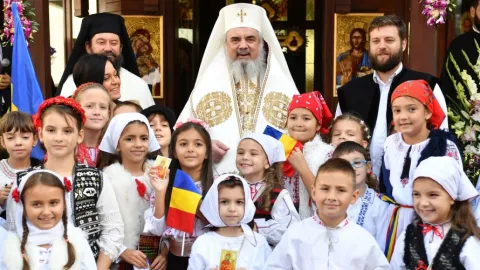 Patriarhul Daniel ne vorbeşte despre copii. 9 cuvinte pro viaţă