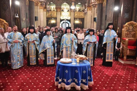 Făuritorii unirii Basarabiei cu România pomeniţi la Catedrala Patriarhală
