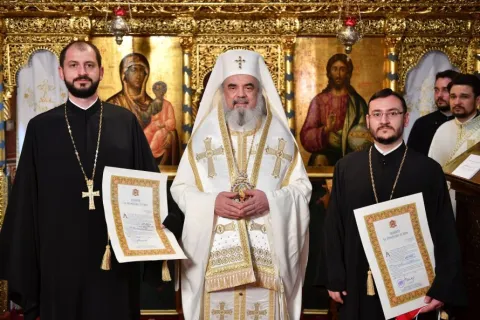 Patriarhul Daniel: Iconomul stavrofor este între preoți un model de iubire jertfelnică și viețuire sfântă