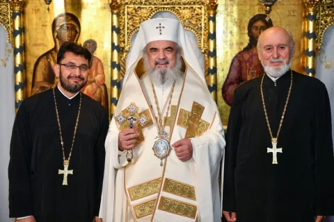 Patriarhul Daniel: Acordarea rangului de iconom stavrofor este recunoaștere și încurajare a activității pastorale a preotului