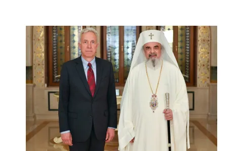 Ambasadorul S.U.A. la Bucureşti în vizită la Patriarhul Daniel