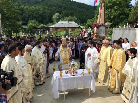 Sfinţire de capelă în Parohia Cosminele. PS Timotei Prahoveanul a binecuvântat lucrările