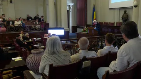 O poartă a cerului între istorie şi eternitate