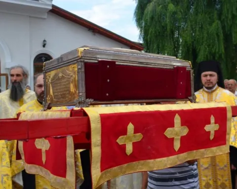 Procesiune cu moaştele Sfântului Pantelimon, în Capitală