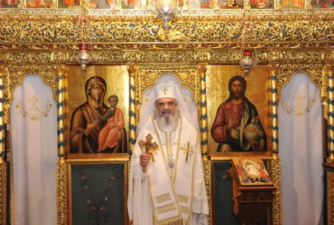Predicarea iubirii milostive trebuie însoţită şi de practica iubirii milostive, smerite faţă de semenii noştri, spune Patriarhul Daniel