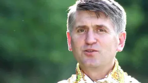 Consistoriul Eparhial din Alba Iulia a decis excluderea lui Cristian Pomohaci din cler