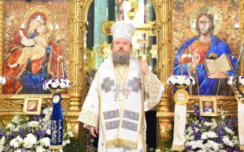 PS Timotei: O rugăm pe Împărăteasa cea Preabună să ducă rugăciunile noastre înaintea Fiului ei