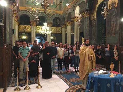 Rugăciune în Catedrala Patriarhală: 100 tineri din Arhiepiscopia Bucureştilor au plecat spre ITO