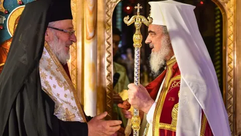 Primire călduroasă a Patriarhului Daniel la Curtea de Argeș. Preafericirea Sa va participa la evenimentele dedicate celor 500 ani de existență a ctitoriei Sfântului Neagoe Basarab