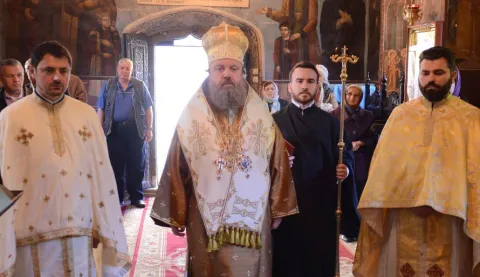 În 1944 moaştele Sf. Parascheva au fost aduse la Patriarhie | În perioada respectivă credincioşii au venit ziua şi noaptea să o cinstească, spune PS Timotei