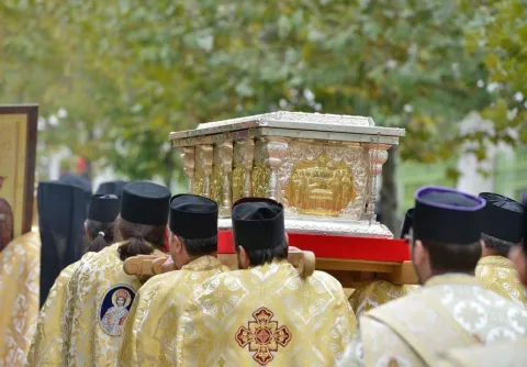 ANUNȚ | Procesiunea Calea Sfinților a fost amânată pentru joi din cauza condițiilor meteo nefavorabile