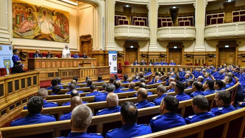 Patriarhul Daniel: Jandarmeria Română contribuie la promovarea iubirii față de patrie şi popor