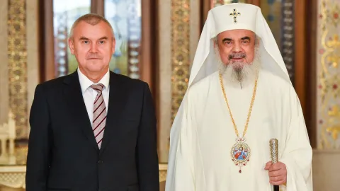 Preafericitul Părinte Patriarh Daniel l-a primit în vizită de prezentare pe Ambasadorul Republicii Belarus în România