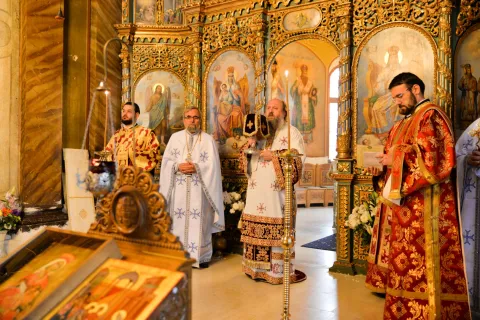 PS Timotei a oficiat Sfânta Liturghie în Paraclisul Facultății de Teologie din Capitală, aflat sub ocrotirea Sfintei Ecaterina