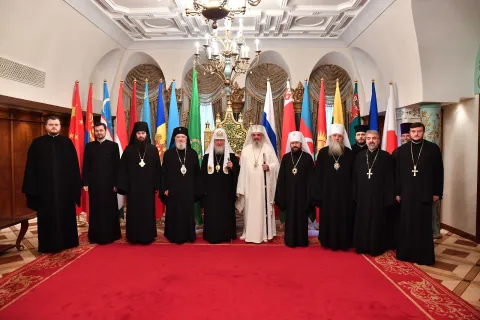 Catedrala „Hristos Mântuitorul” din Moscova | Patriarhul Kirill a întâmpinat delegația BOR condusă de Patriarhul Daniel