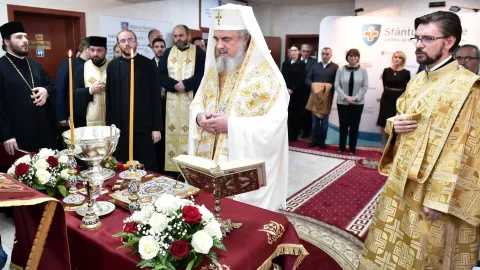Părintele Patriarh Daniel a sfinţit Centrul de Sănătate Multifuncțional „Sfântul Nectarie” din Bucureşti