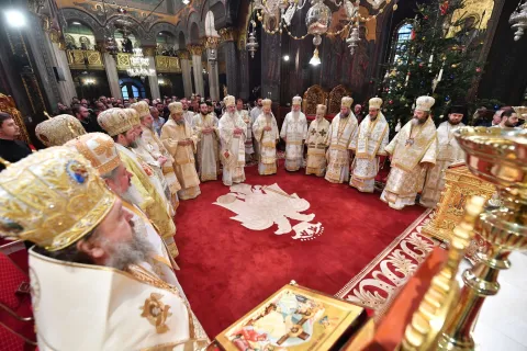Catedrala Patriarhală | Părintele Patriarh Daniel a oficiat Sfânta Liturghie împreună cu treisprezece ierarhi