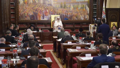 Patriarhul Daniel a prezidat ședința Adunării Eparhiale. În 2017 s-au acordat aproape 7 milioane lei pentru ajutoare materiale și financiare