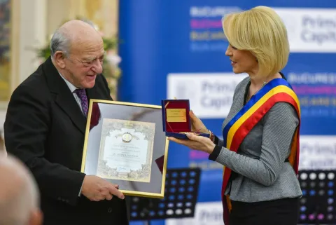 Aurel Vainer – cetățean de onoare al Municipiului București. PF Daniel: „reprezintă un exemplu de solidaritate şi cooperare”