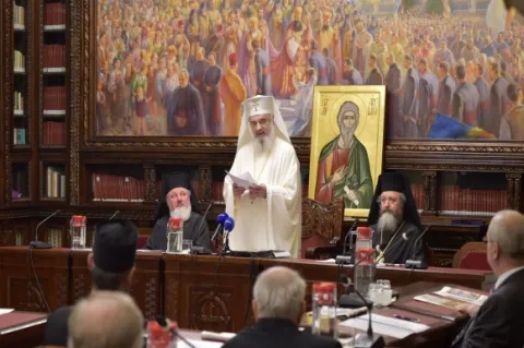 „Lumina sfintelor icoane şi jertfa apărătorilor Ortodoxiei” – Sinteza activităților Bisericii Ortodoxe Române în anul 2017