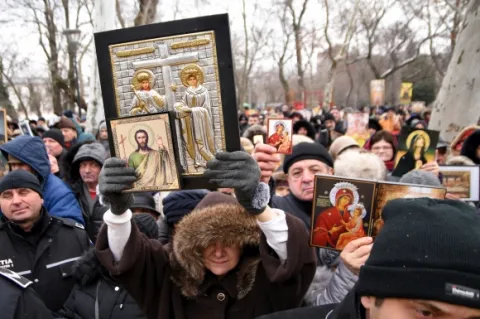 FOTO | „Icoana – Fereastră spre Dumnezeu”. Procesiune religioasă în jurul Parcului Icoanei