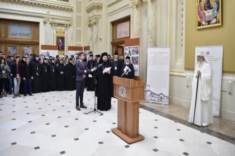 Istoria Dealului Mitropoliei într-o expoziție de fotografii | Vernisaj la Palatul Patriarhiei