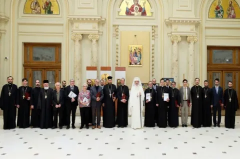 Participanții la Congresul Național de Teologie au fost premiați de Patriarhul Daniel