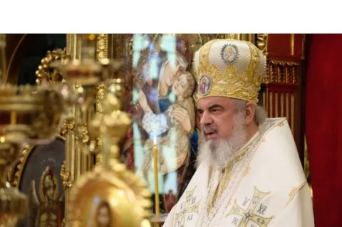 Ce punem mai întâi, în viața noastră, grija pentru trup sau pentru suflet? – întreabă Patriarhul Daniel