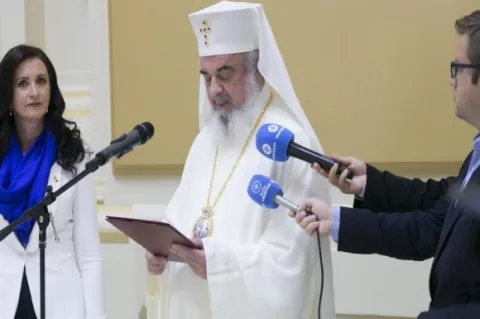 Patriarhul Daniel reafirmă susţinerea Bisericii pentru întărirea comunităţilor româneşti din jurul graniţelor şi diaspora