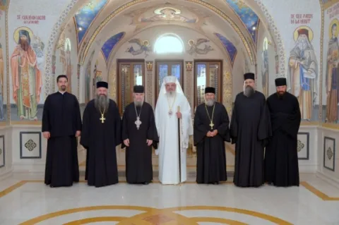 Patriarhul Daniel i-a primit la Reşedinţa Patriarhală pe Stareţii Marii Lavre şi Schitului Prodromu