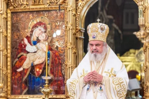 Schimbarea la Faţă a Domnului ne cheamă să schimbăm viaţa noastră, spune Patriarhul Daniel