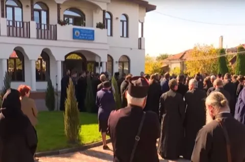 A fost inaugurat noul sediu al Protopopiatului Vălenii de Munte