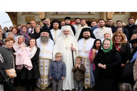 Patriarhul Daniel: Mântuitorul Iisus Hristos transformă pe omul vindecat într-un misionar statornic