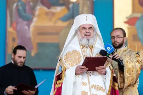 Patriarhul Daniel către pelerini: Comuniunea sfinţilor este izvor de unitate românească în cuget şi simţiri