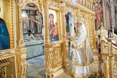 Patriarhul Daniel: slujba de sfințire a unei biserici ortodoxe este slujba de sfințire a unei noi porți a cerului