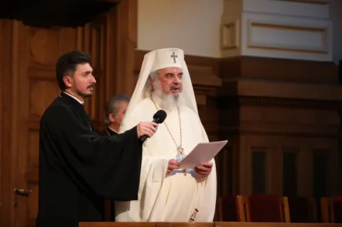 Patriarhul Daniel: Colindele – expresie a unității de credință și de neam (Text integral)